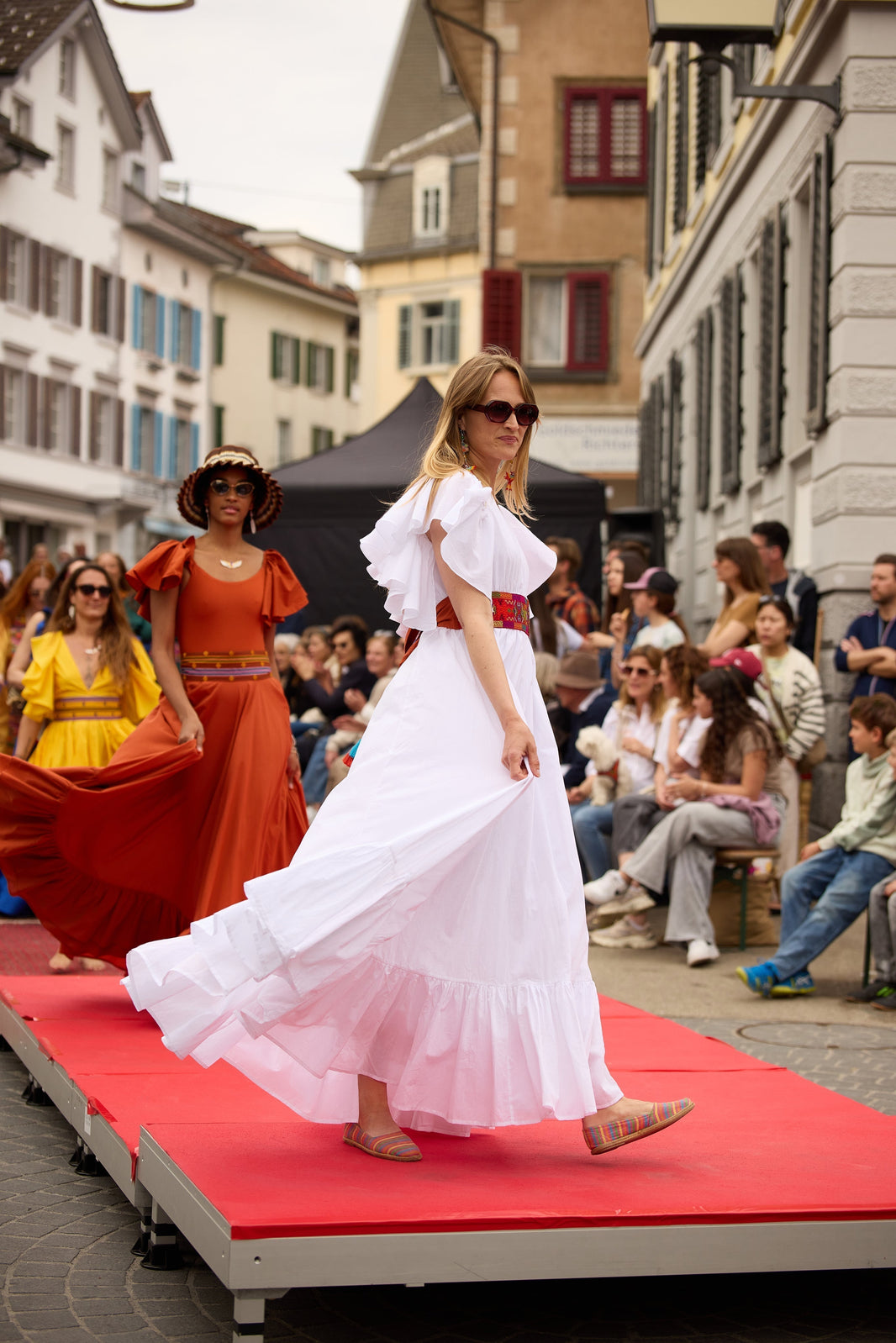 Earth Wisdom Collection Unveils Summer 2025 at Spring Fashion Show in Switzerland