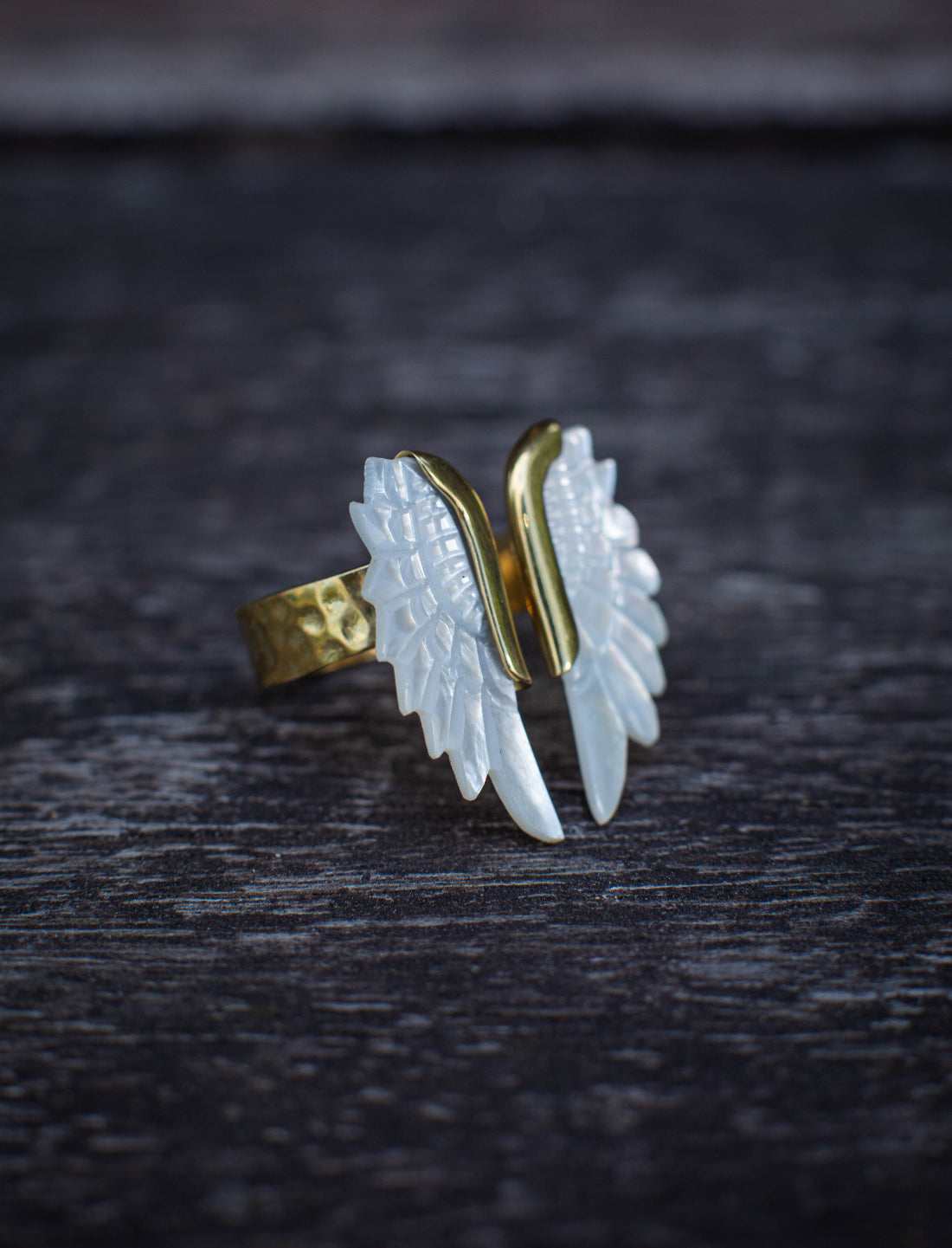 Wing Ring Mother of Pearl