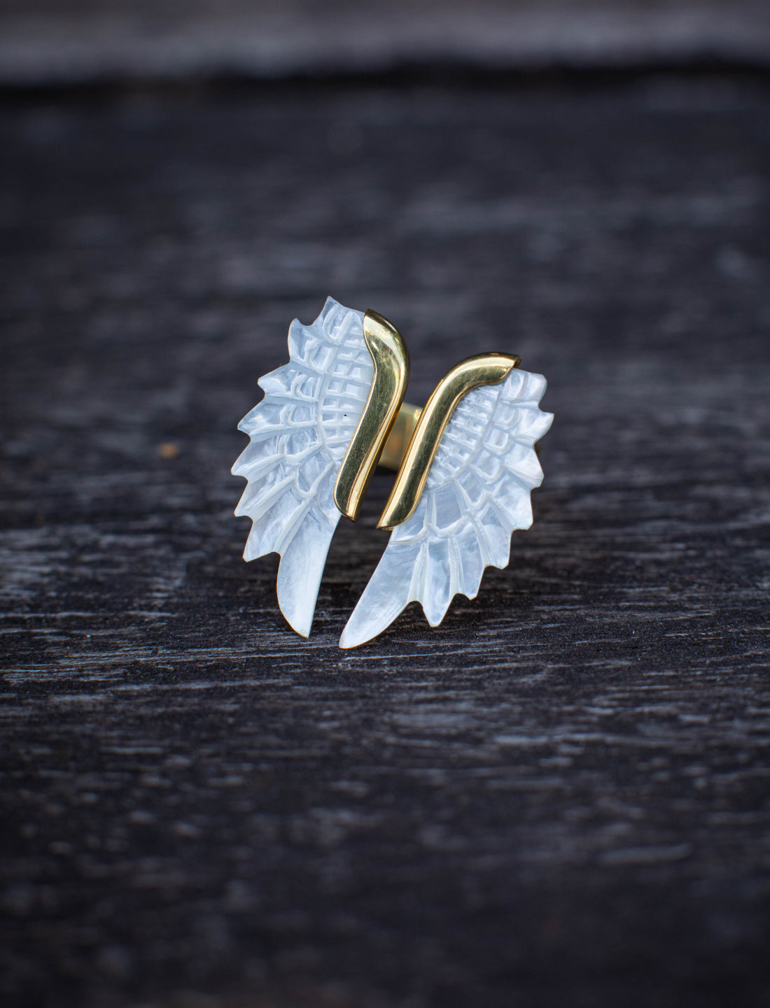 Wing Ring Mother of Pearl